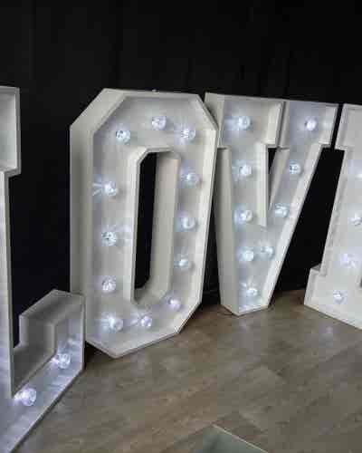 574964913_1572744160805220_5248872066401114187_n